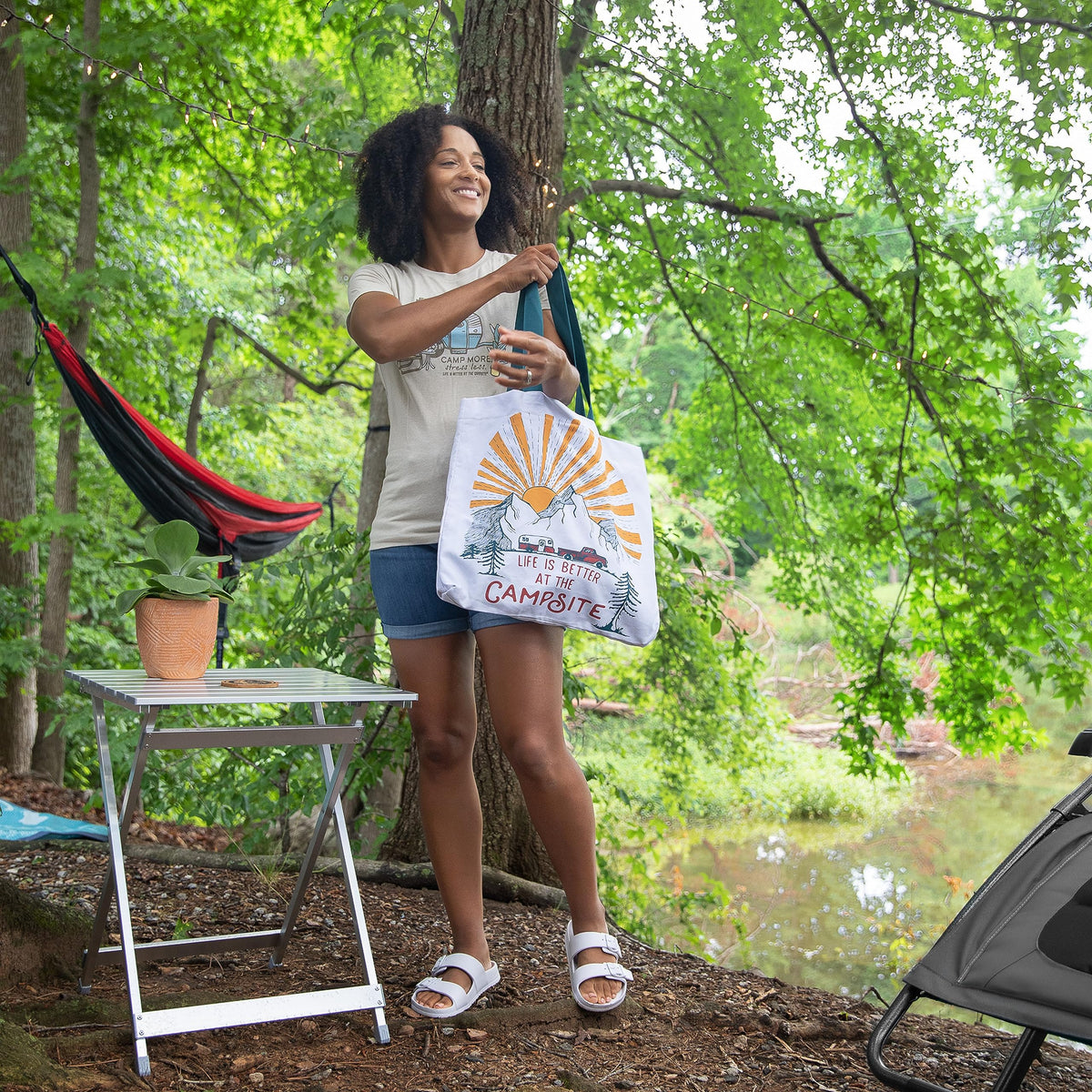 CAMCO 51891 Camco 19.5 by 20 by 24.25 Inch Large Durable Aluminum Fold Away Multi Use Outdoor Side Table for RVs, Campsites, Picnics, and Patios, Silver