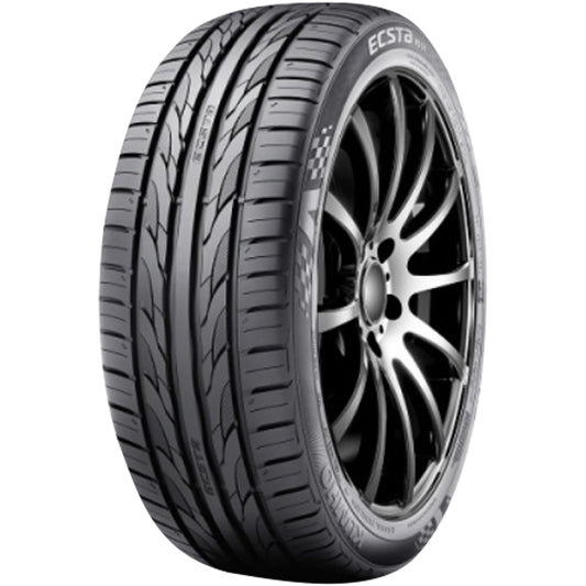 Kumho Ecsta PS31 225/45R17 tire